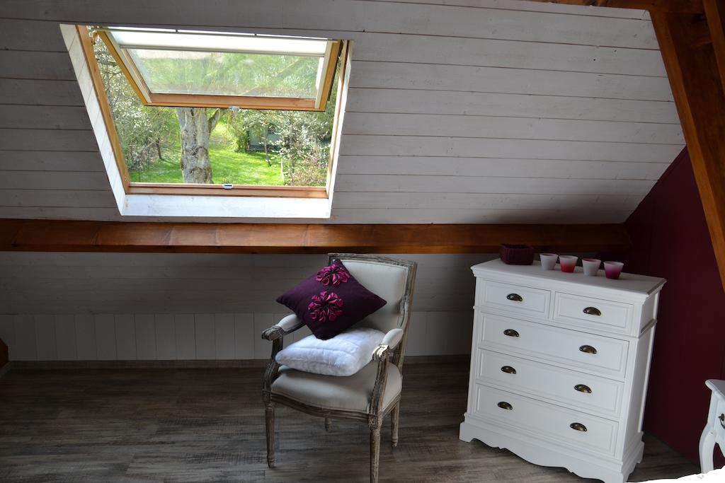 ช็องบร์ โอต วีลา เดอ เวียน-อ็อง-อาร์ที Bed & Breakfast Vienne-en-Arthies ห้อง รูปภาพ