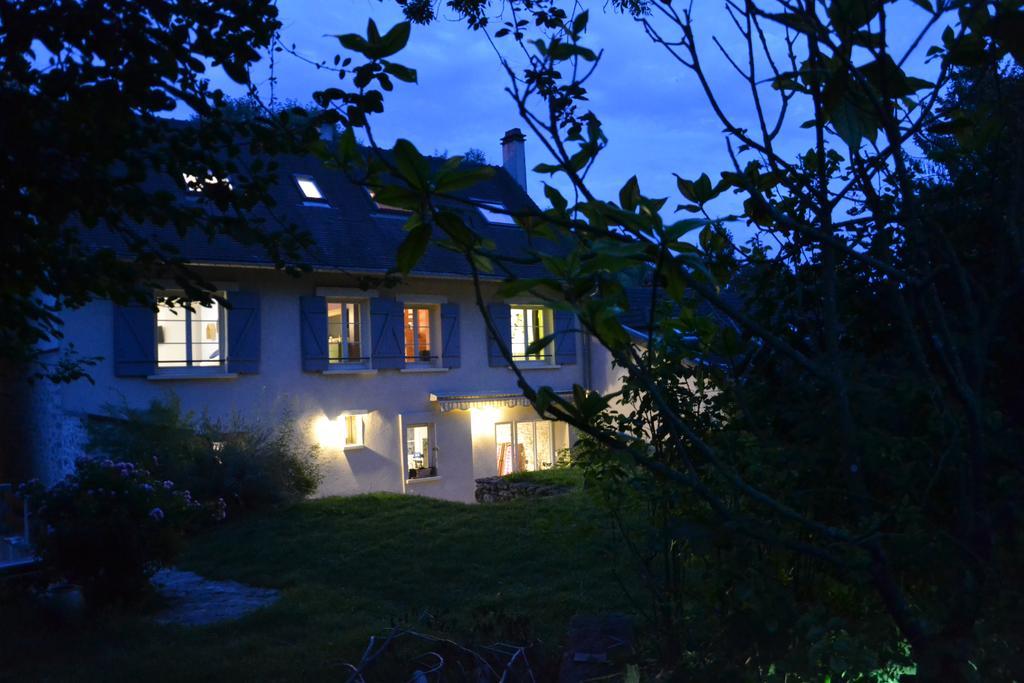 ช็องบร์ โอต วีลา เดอ เวียน-อ็อง-อาร์ที Bed & Breakfast Vienne-en-Arthies ภายนอก รูปภาพ