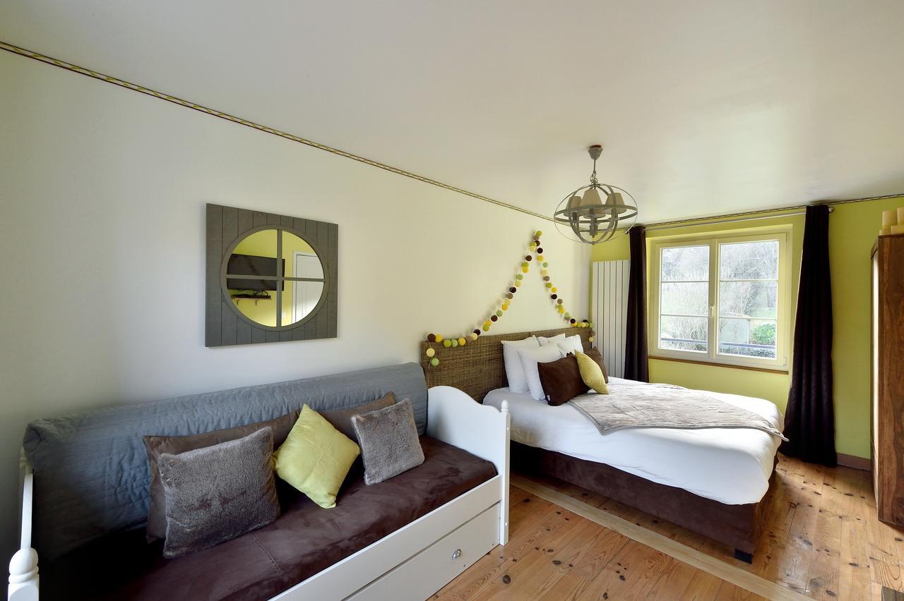 ช็องบร์ โอต วีลา เดอ เวียน-อ็อง-อาร์ที Bed & Breakfast Vienne-en-Arthies ภายนอก รูปภาพ